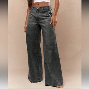 Wide Leg High-Rise Jeans in Charcoal Gray Size 6